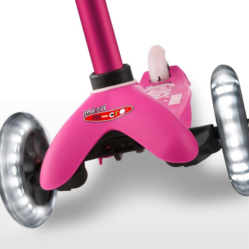 Micro Scooter Mini Deluxe LED - Pink wheels close up