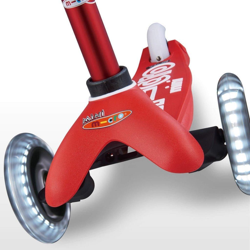Micro Scooter Mini Deluxe LED - Red wheels close up