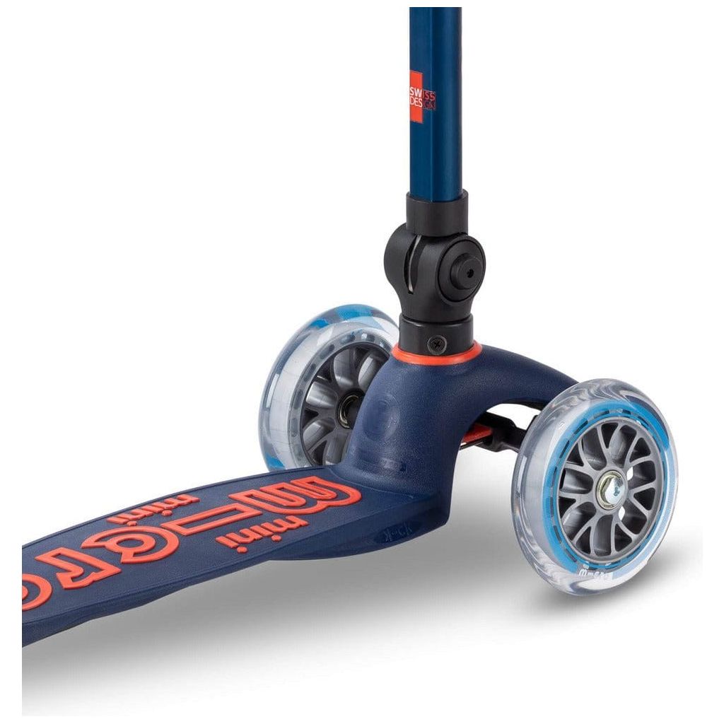 Micro Scooter Mini Foldable - Navy wheels close up