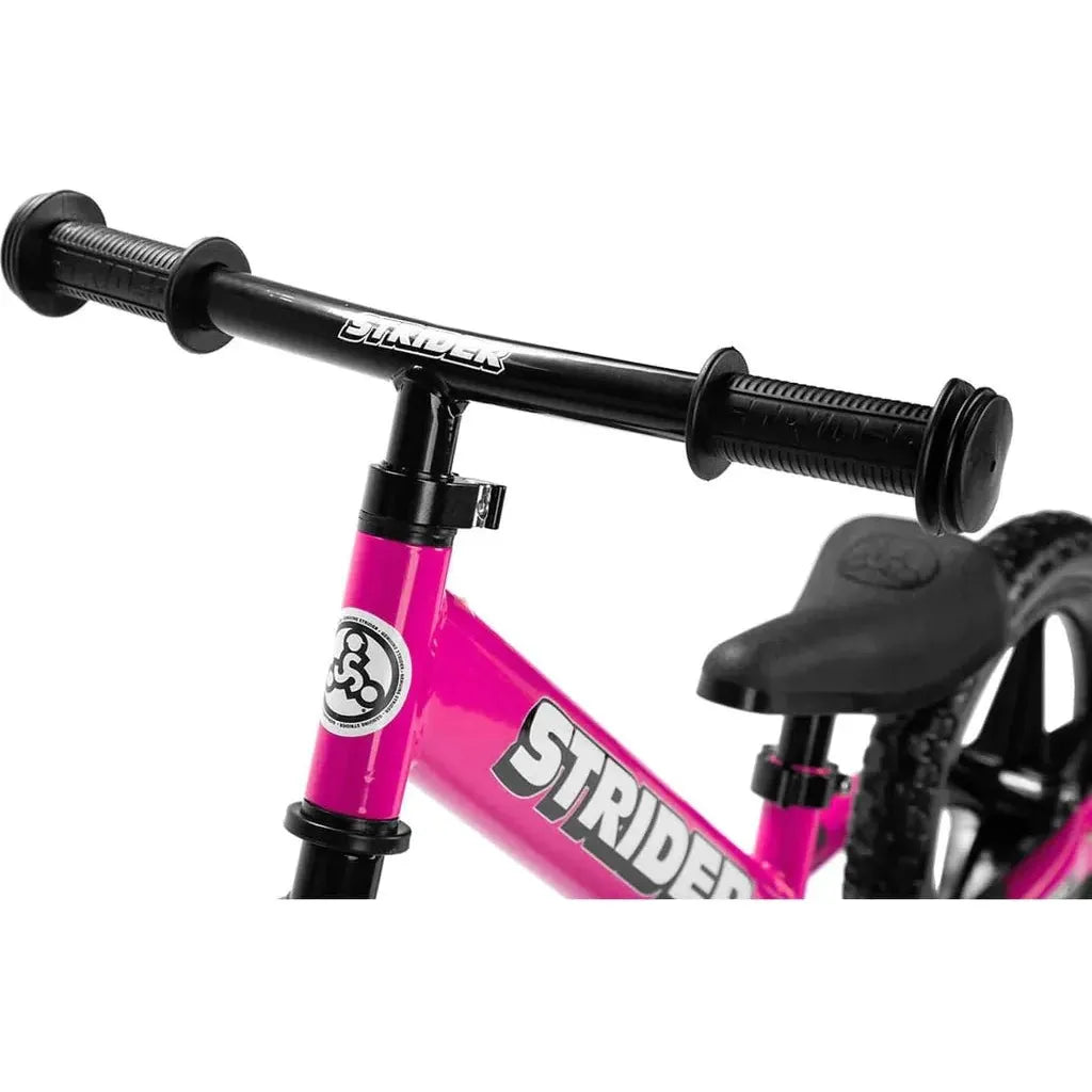 Strider Classic 12 inch Balance Bike - Pink handlebars close up