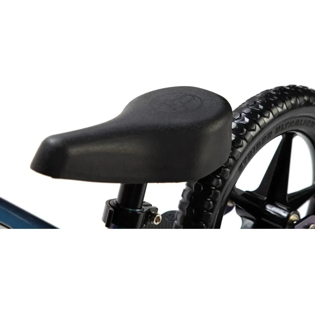 Strider Pro 12 inch Balance Bike - Metallic Aqua seat close up