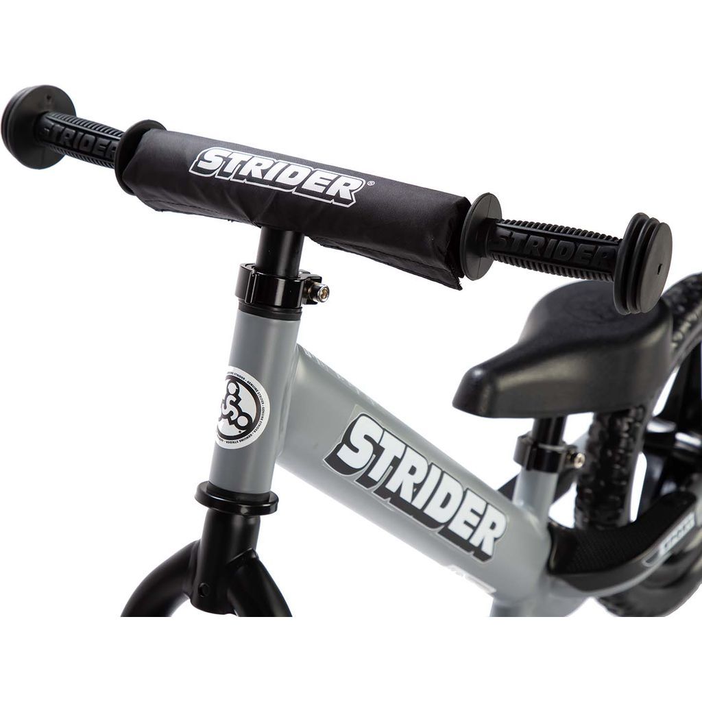 Strider Sport 12 inch Balance Bike - Matte Grey handlebars close up