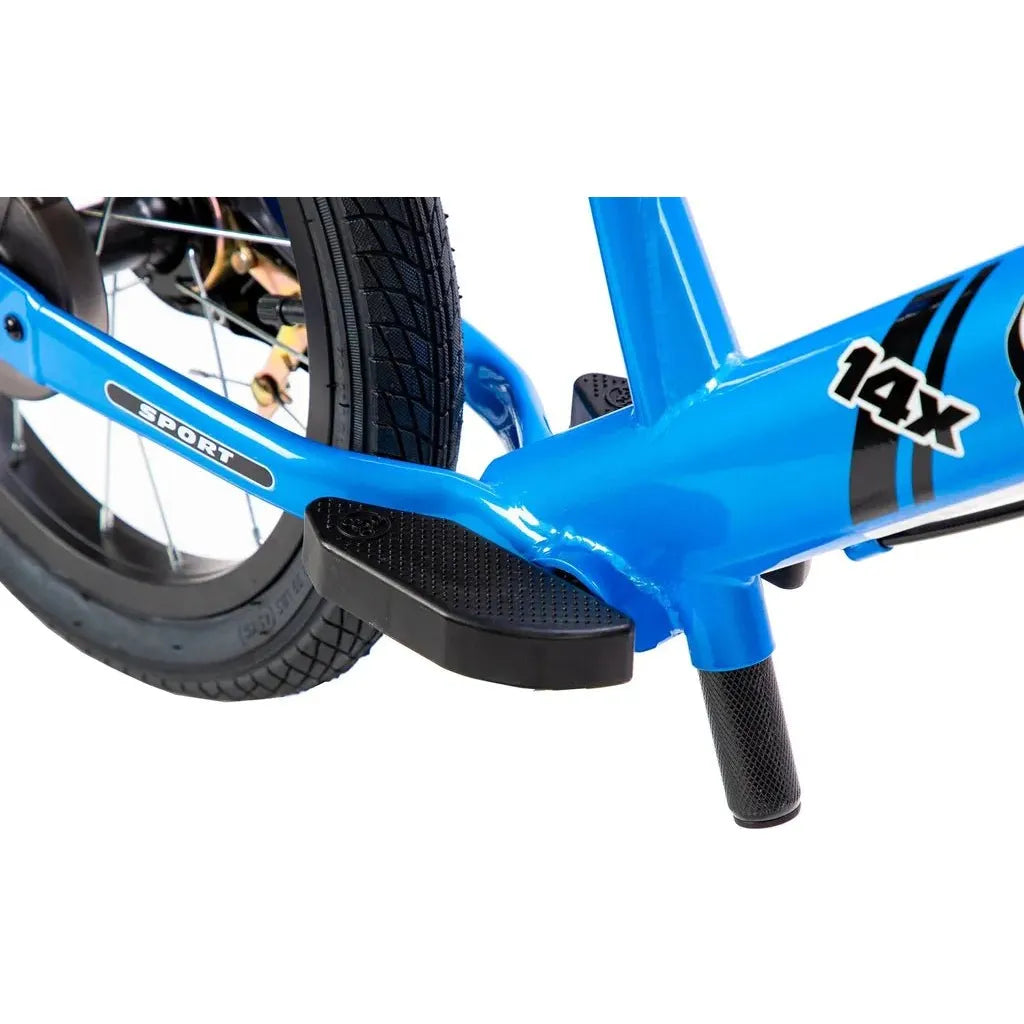 Strider 14x Balance Bike - Blue foot rest close up