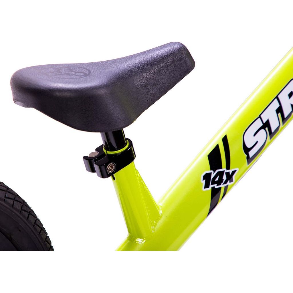Strider 14x Balance Bike - Green seat close up