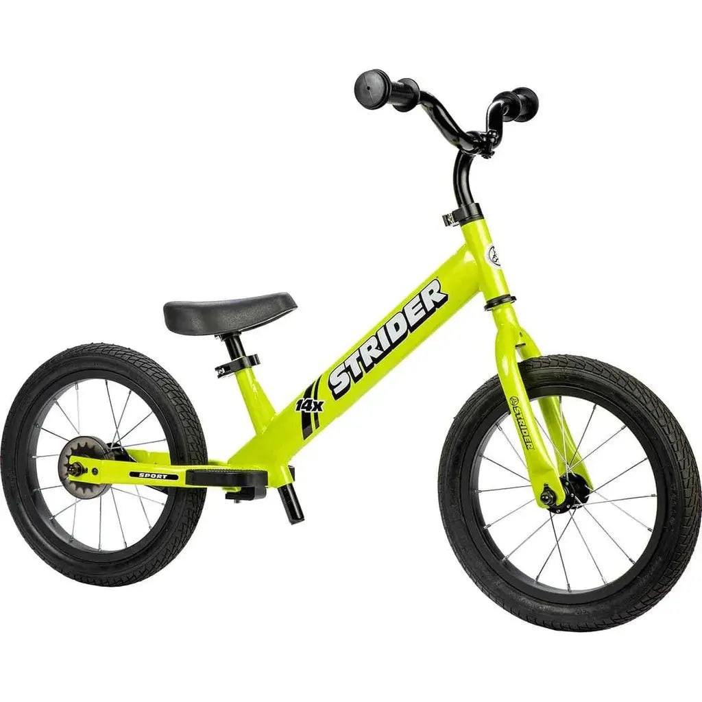 Strider 14x Balance Bike - Green front right