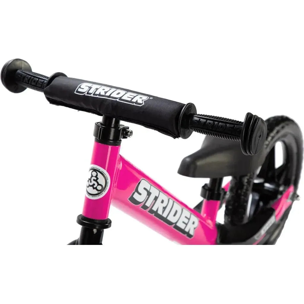 Strider Sport 12 inch Balance Bike - Pink handlebars close up